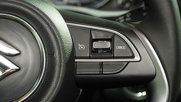 suzuki-xl7-hybrid-2024-34-010706 Suzuki XL7 Hybrid 2024 được nâng cấp Cruise Control