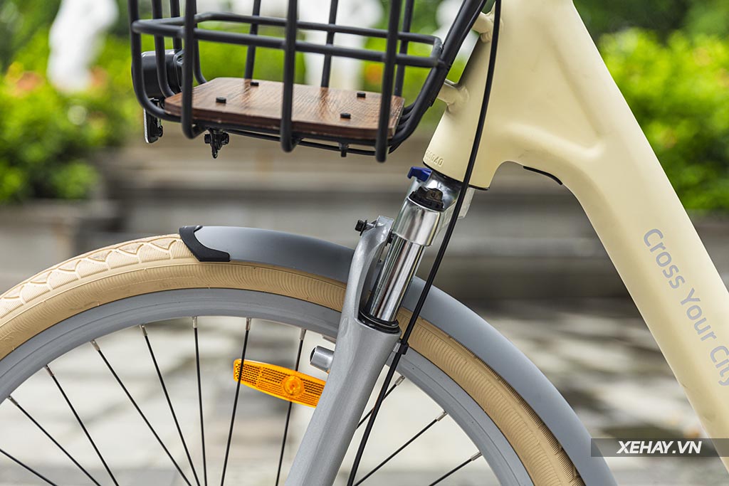 xehay-ado20a28-12102023-12