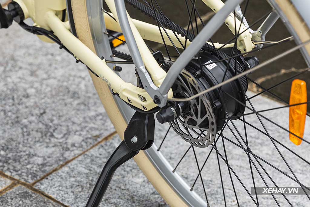 xehay-ado20a28-12102023-7