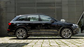 audi-q7-2024-4-125918 Thân xe Audi Q7 2025 có rất ít sự khác biệt so với phiên bản tiền nhiệm
