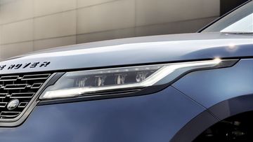 range-rover-velar-2025-10-173118 Đèn pha Range Rover Velar 2025 hiện đại với công nghệ Pixel LED thông minh