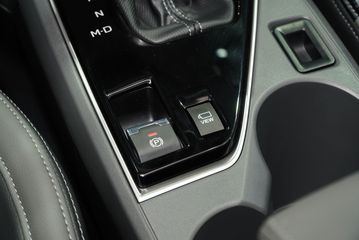 subaru-crosstrek-2025-23-010036 Subaru Crosstrek 2025 không có nhiều chức năng cao cấp như nhiều đối thủ
