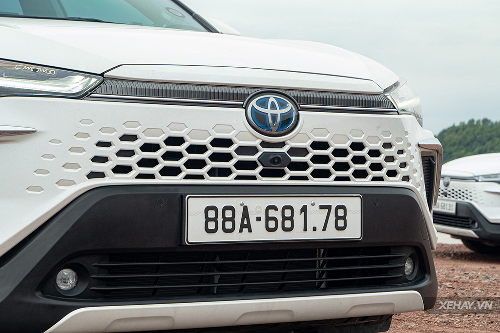 xehay-toyota-corolla-cross-23102024-2