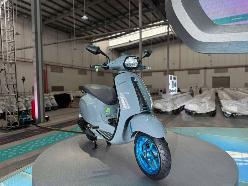 xehay-vespa-150525-10