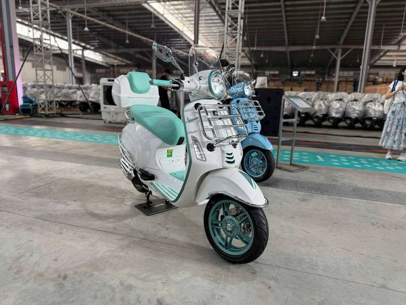 xehay-vespa-150525-6