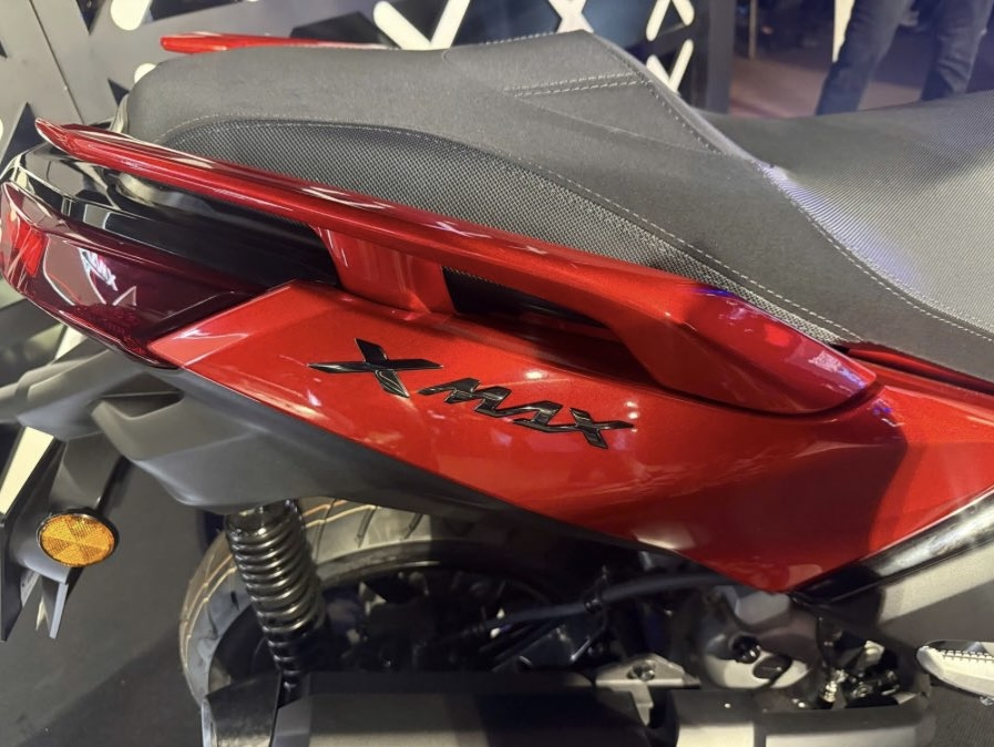 xehay-yamaha20xmax300-01062520-207