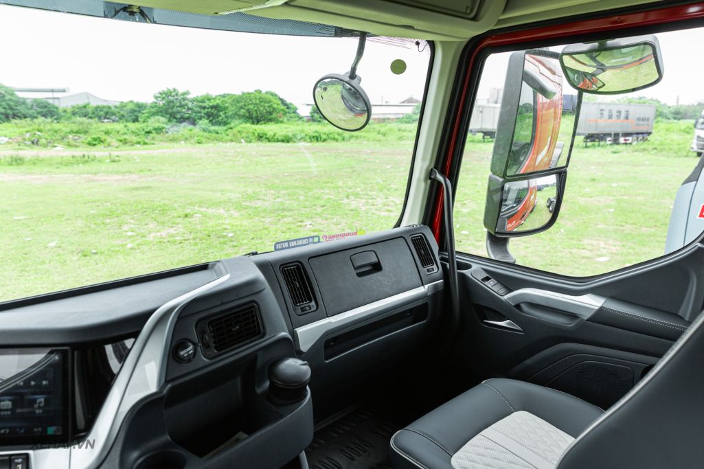 xehay_chenglong20dau20keo_291024_10