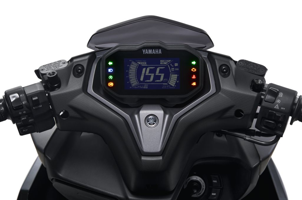 xehay_nxv20155_270625_4