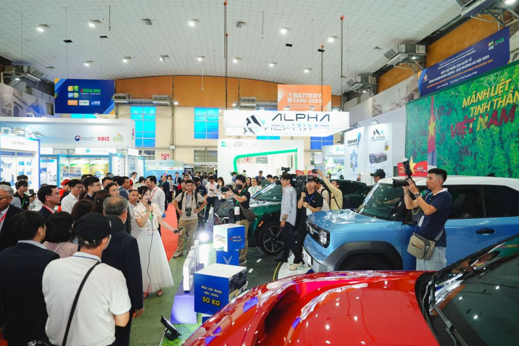 xehay_trien20lam20xe20dien_260625_9