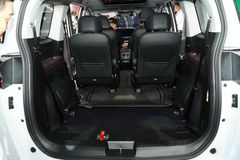 gac-m6-pro-2025-30-175850 Dung tích khoang hành lý GAC M6 Pro có thể mở rộng tối đa đến 1.100 lít khi gập hàng ghế thứ 3