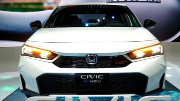 honda-civic-2025-7-153349 Nắp capo Honda Civic 2025 không có khác biệt khi giữ nguyên độ dài và góc vuốt thấp về phía trước