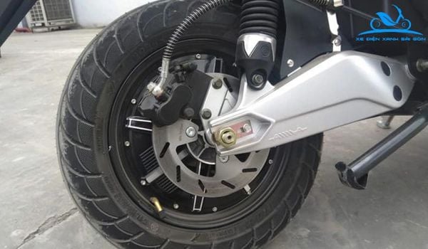 Về động cơ và khả năng vận hành