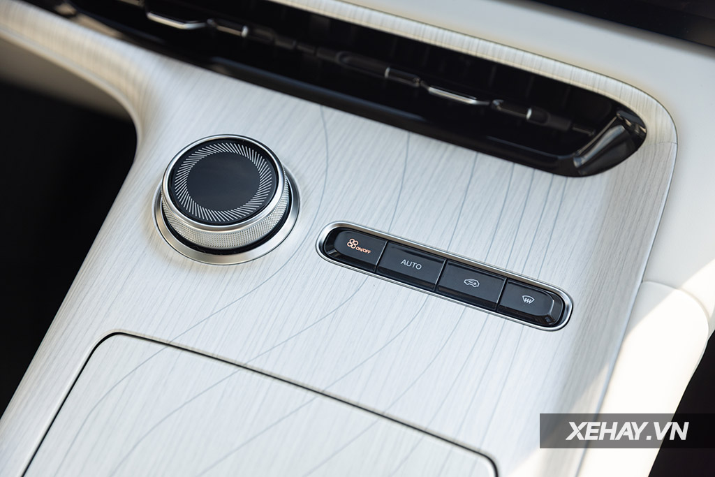 xehay-geely-ex5-29092025-14