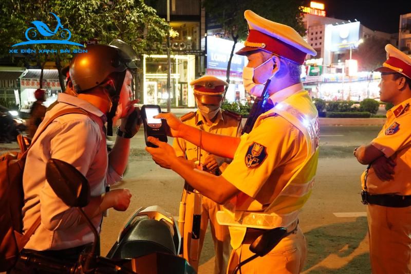 phat-nong-do-con-xe-dap-dien-1_98b16ea3900a43ffb0b2bd1c6c869507 Xe đạp điện có bị thổi nồng độ cồn không?