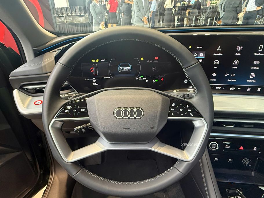 xehay_audi20q5_041225_10