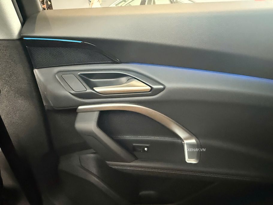 xehay_audi20q5_041225_7