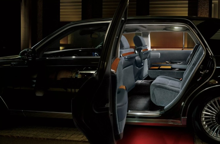 xehay_century202026_031225_5