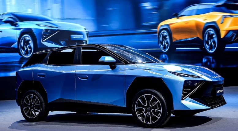 xehay_omoda4_051225_8