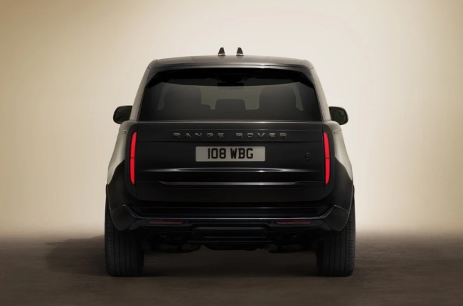 xehay_range20rover20sv20black_121225_1