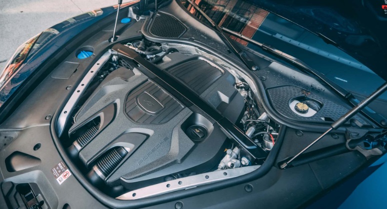 xehay_porsche20hev_010126_7