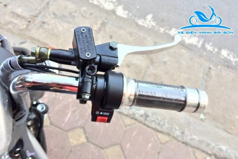 nguyen-nhan-xe-dap-dien-chay-yeu-5_8d5433ce95fa4dbcae1b7af4d1da4081 Tay ga và tín hiệu cảm biến xe đạp điện bị nhiễu