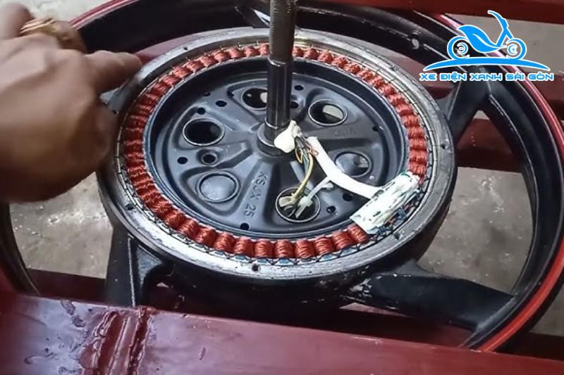 nguyen-nhan-xe-dap-dien-chay-yeu-6_ab16e6e51f34457ebd60028fe3af20de Động cơ xe đạp điện bị hư