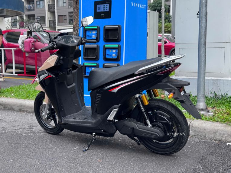 xehay_vinfast20viper_180326_1