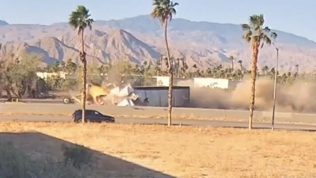 Xe trộn bê tông đấu đầu xe tải, một người thiệt mạng