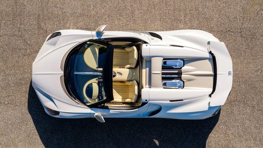 b-1-1785257870-39-width850height479 Bugatti xuất xưởng chiếc hypercar Mistral cuối cùng - 3