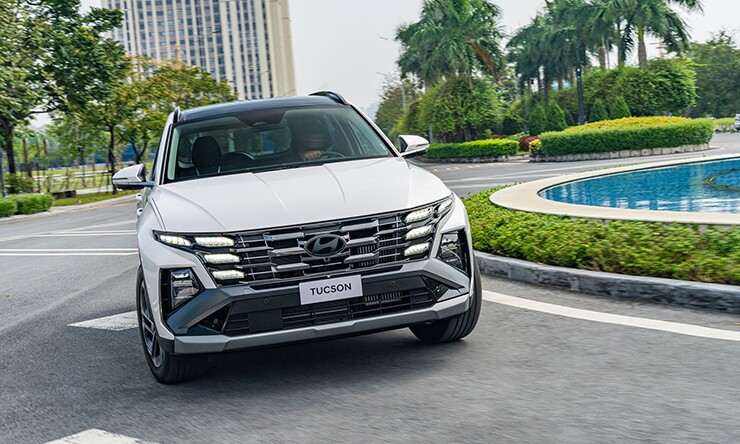 gia-xe-hyundai-tucson-thang-7-2026-uu-dai-toi-85-trieu-dong-21-1784919056-663-width740height444 Giá xe Hyundai Tucson tháng 7/2026, ưu đãi tới 85 triệu đồng - 29