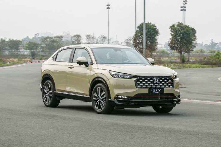 honda1-1-1784243345-164-width740height493 Mổ xẻ ưu nhược điểm của bộ tứ SUV đang nổi hiện nay - 3