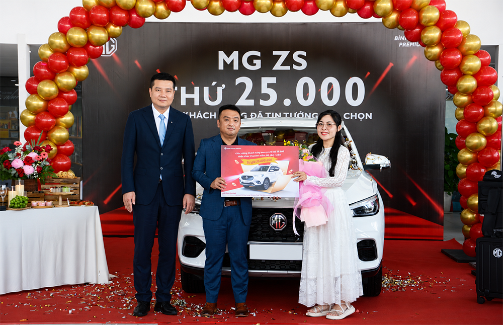Cột mốc 25.000 xe lăn bánh sau 6 năm là lời khẳng định mạnh mẽ cho giá trị thực và chất lượng bền bỉ mà MG ZS mang lại cho người dùng Việt.