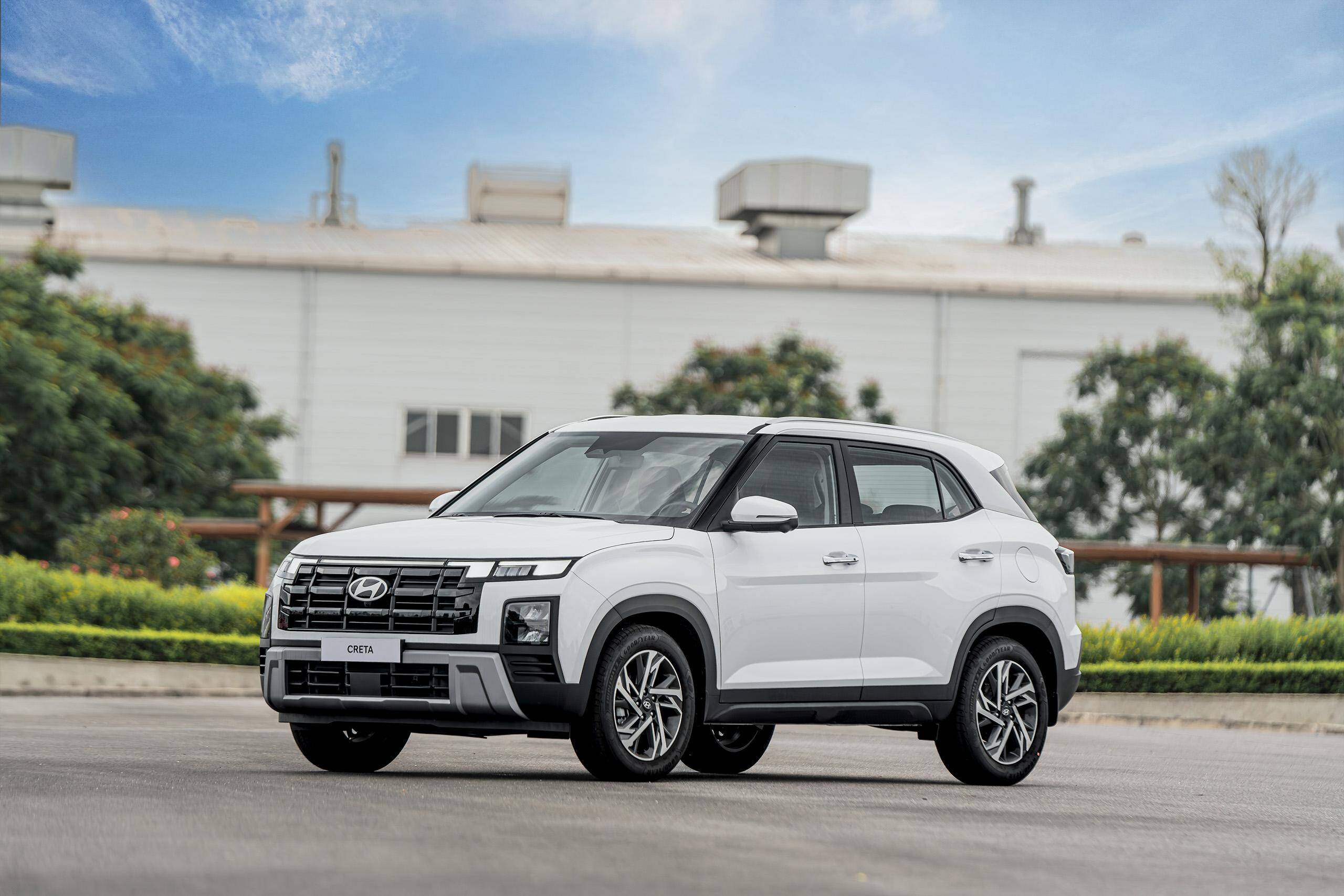 Nghịch lý B-SUV cũ "ngáo giá" đẩy người mua thẳng sang Xforce mới - 6