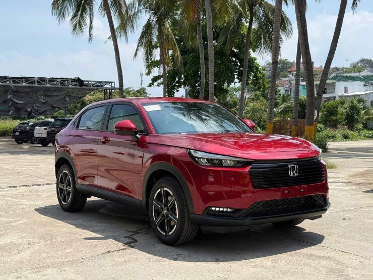 Nghịch lý B-SUV cũ "ngáo giá" đẩy người mua thẳng sang Xforce mới - 2