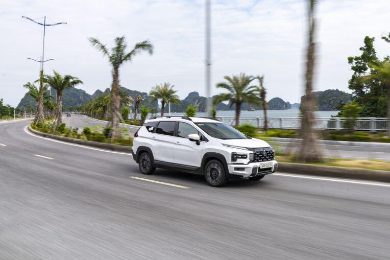 s-3-1784045869-436-width764height509 Mẫu xe MPV khi khoang hành khách được thiết kế rộng.