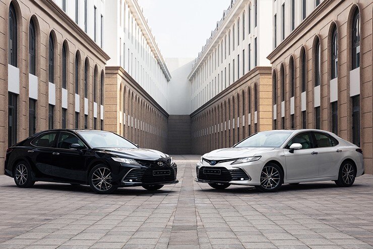Sếp mua Camry Hybrid: Tài xế khóc ròng vì mất khoản "thu nhập ngầm"? - 2