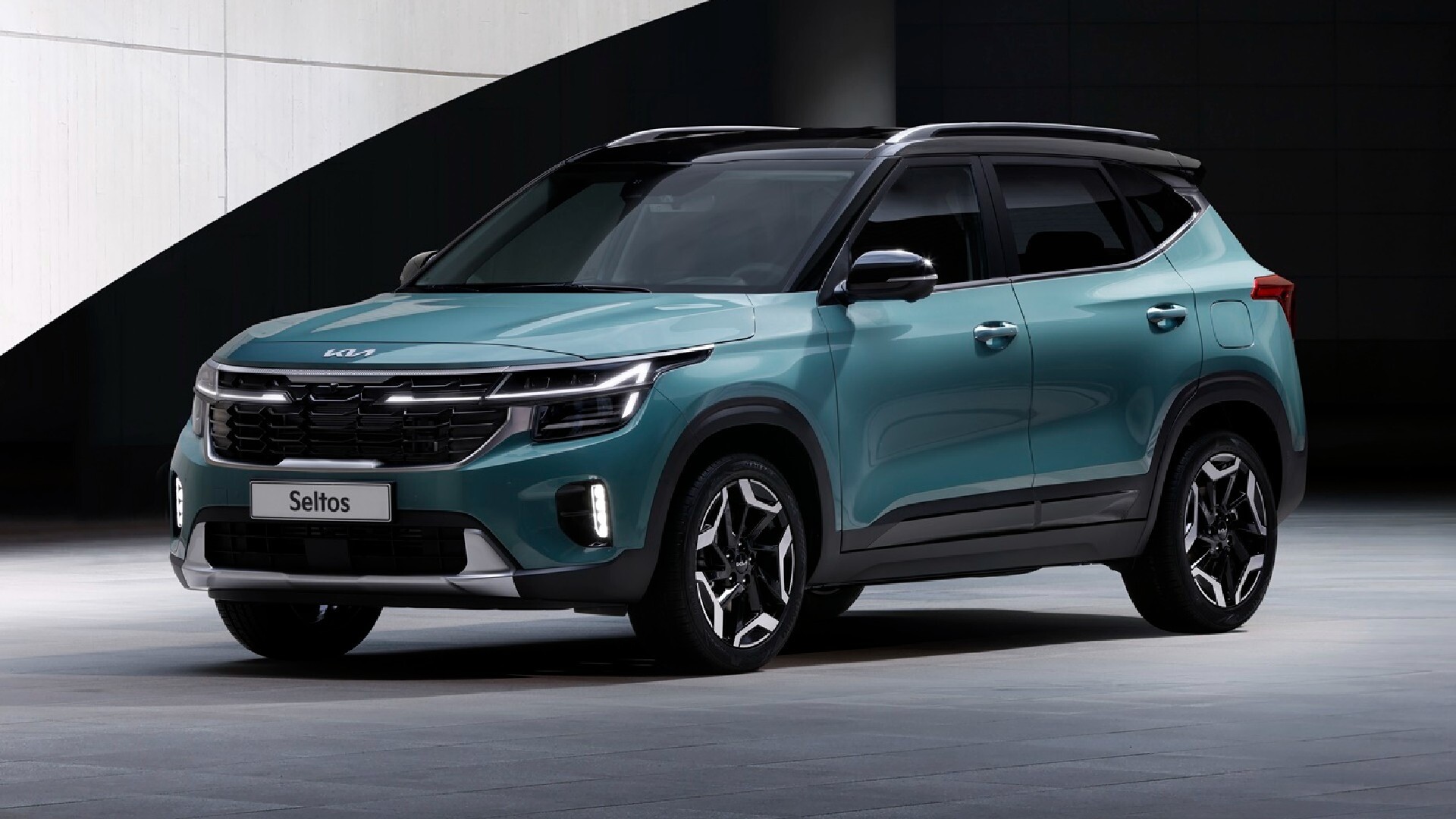 So sánh Kia Seltos và Honda HR-V: Thiết kế thể thao và trang bị vượt trội - 1