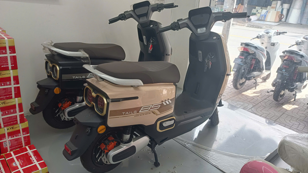 tailg_f52-showroom_20b6c4995a77427fa894a54c50b91aeb_grande TAILGF52-showroom
