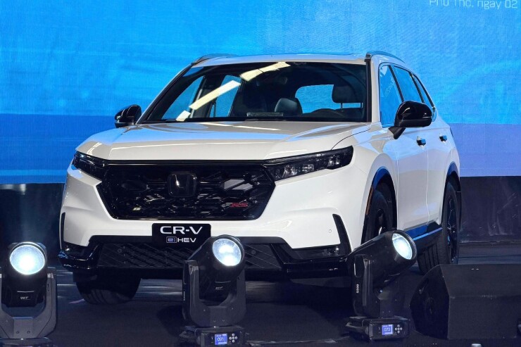 Thuế sắp đổi: Thời điểm vàng mua xe Hybrid giá rẻ? - 1