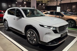 1-1785238998-844-width740height495 Mazda CX-5 Hybrid liệu có thể trở thành mẫu SUV hybrid đáng lái nhất phân khúc?