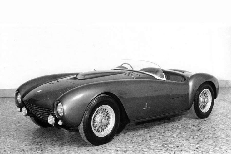 1785835457-f2d8b52fbe-art-vin-ferrari375mm0450a-1205-width740height494 Ferrari 375MM Spyder hiện nay không còn giữ nguyên toàn bộ cấu hình xuất xưởng. Ảnh supercarnostalgia.
