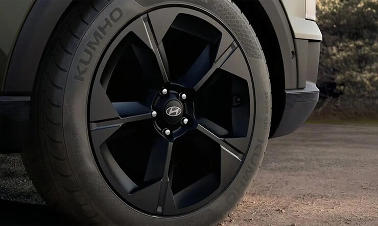 9-1787882047-652-width740height444 Hyundai Palisade 2027 hóa "chuyên cơ mặt đất" với nóc xe nâng 240 mm - 14