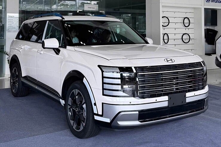 anh-thuc-te-hyundai-palisade-2026-ban-1-1786430982-599-width740height493 Ảnh thực tế Hyundai Palisade 2026 bản "giá mềm" tại đại lý Việt Nam - 1