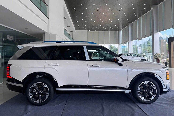 anh-thuc-te-hyundai-palisade-2026-ban-2-1786430982-287-width740height493 Ảnh thực tế Hyundai Palisade 2026 bản "giá mềm" tại đại lý Việt Nam - 2