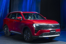 av-1784824634-533-width740height495 Ford Territory có thêm bản Platinum mới tại Việt Nam