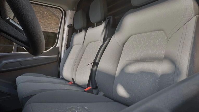 Ford Transit EV lộ diện hình ảnh đầu tiên - 6