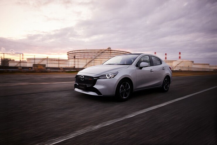 Giá xe Mazda2 tháng 7/2026, bản Sport từ 537 triệu đồng - 2