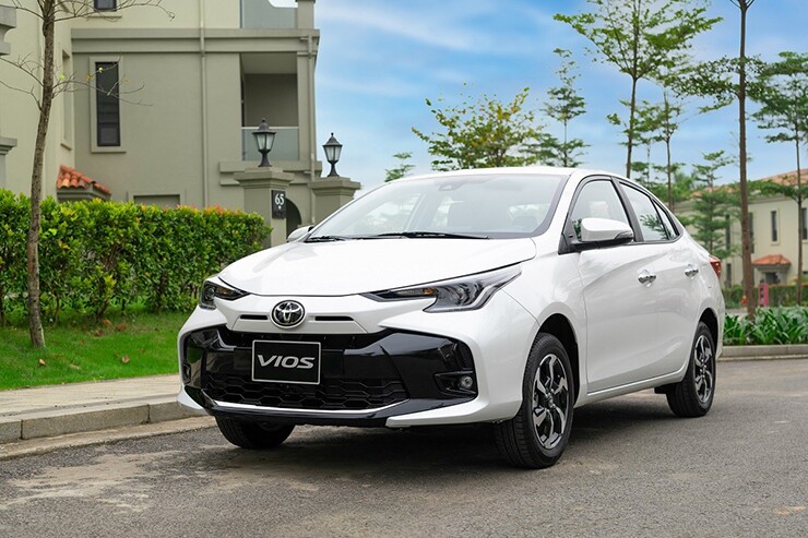 gia-xe-toyota-vios-thang-8-2026-uu-dai-100-le-phi-truoc-ba-2-1786534412-159-width740height493 Giá xe Toyota Vios tháng 8/2026, ưu đãi 100% lệ phí trước bạ - 2