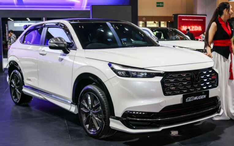 Honda HR-V Mugen nằm ở danh sách phụ kiện ngoại thất được nâng cấp nhằm tăng tính khí động học.