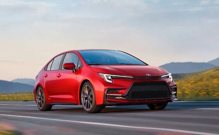 t-2-1787725855-562-width750height464 Toyota Corolla 60th Anniversary Special Edition là phiên bản đặc biệt kỷ niệm 60 năm.